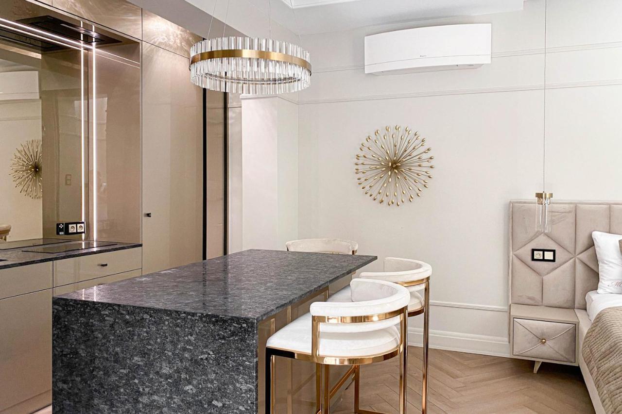 Monaco Premium Suites - New Εξωτερικό φωτογραφία